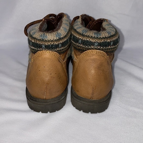 northwest Territory Leather Boots with Sweater Trim Size 7 - Picture 3 of 12